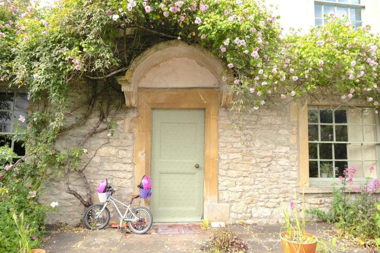 Lovely Property In The Heart Of Somerset, Sleeps 9 Shepton Mallet Exterior foto