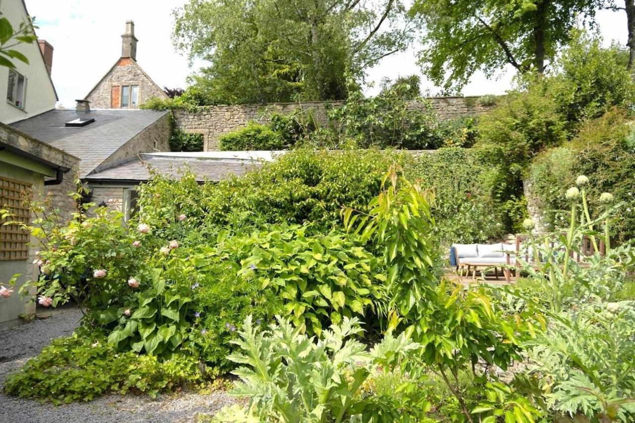 Lovely Property In The Heart Of Somerset, Sleeps 9 Shepton Mallet Exterior foto
